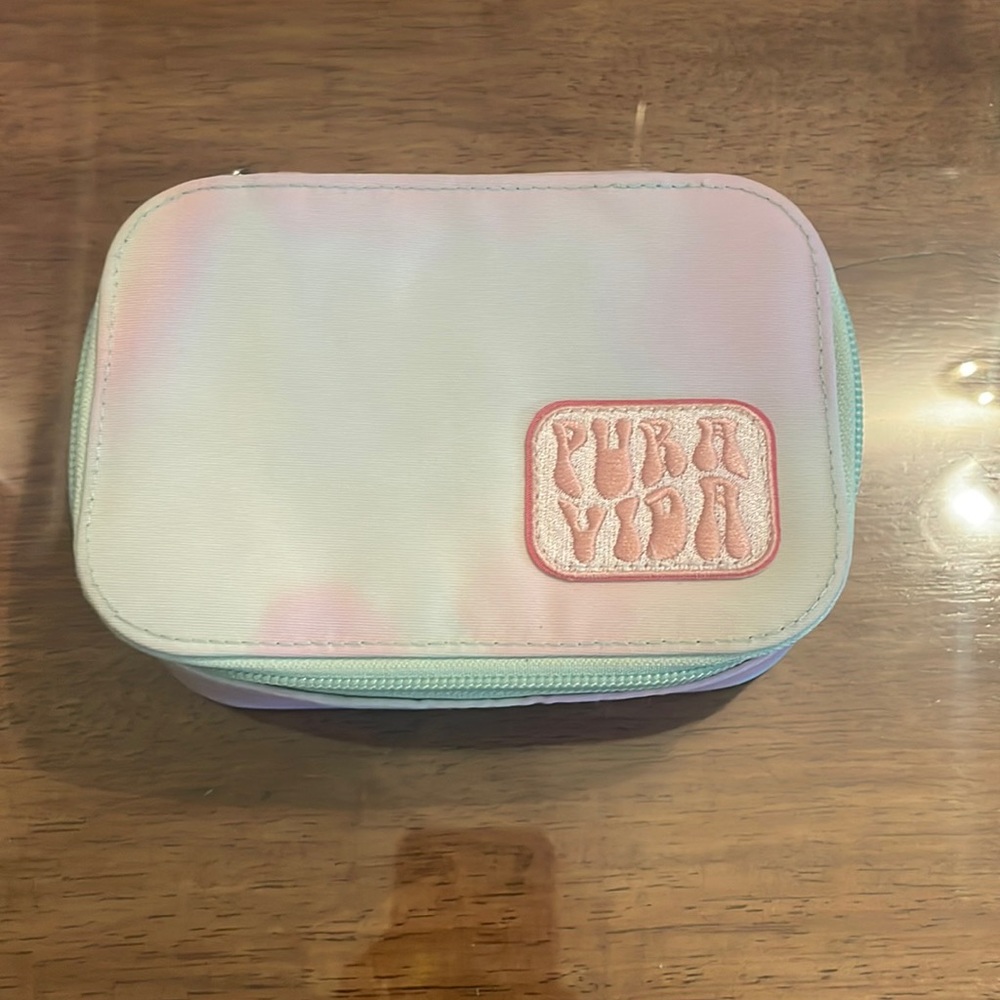 Pura vida jewelry holder